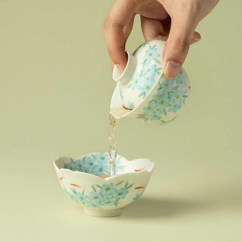 Hand-Painted Blue Star Flower Gaiwan Tea Cup