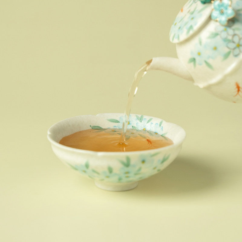 Hand-Painted Blue Star Flower Ceramic Tea Master Cup