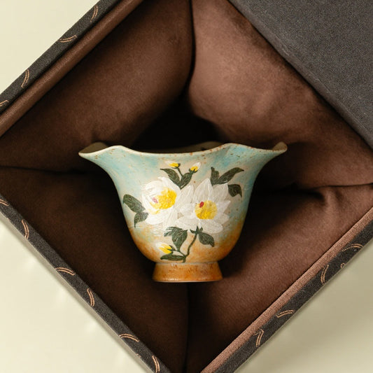 Hand-Painted Gardenia Huaxiao Footed Teacup | Gift Boxing