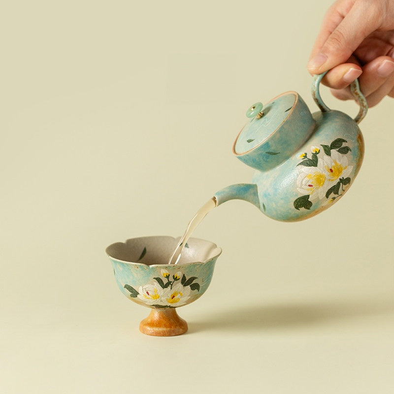 Hand-Painted Gardenia Huayin Footed Teacup